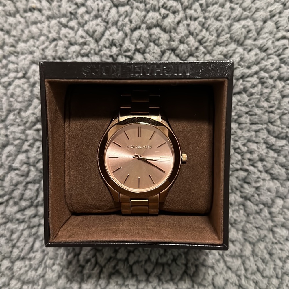 Michael Kors rose gold watch